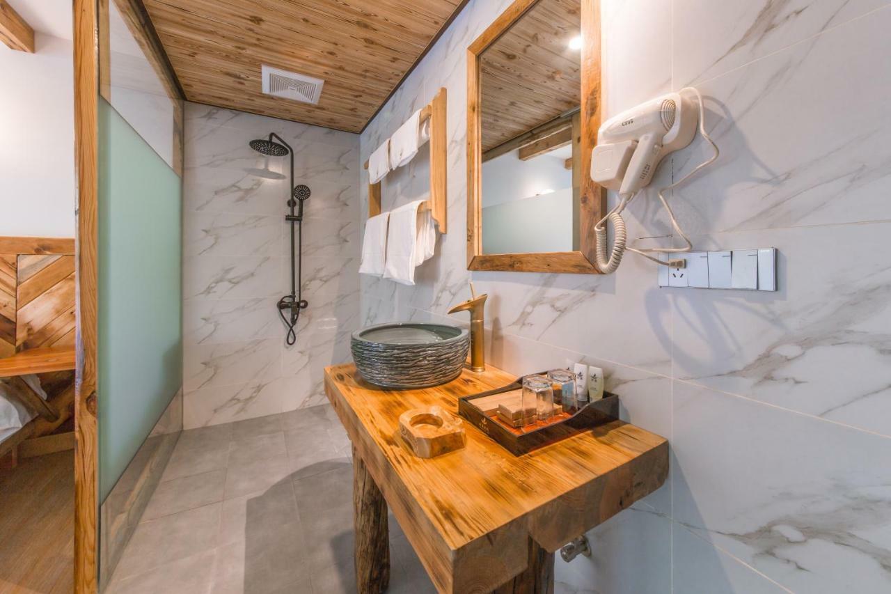 Swallow Nest Guesthouse 昆明 エクステリア 写真