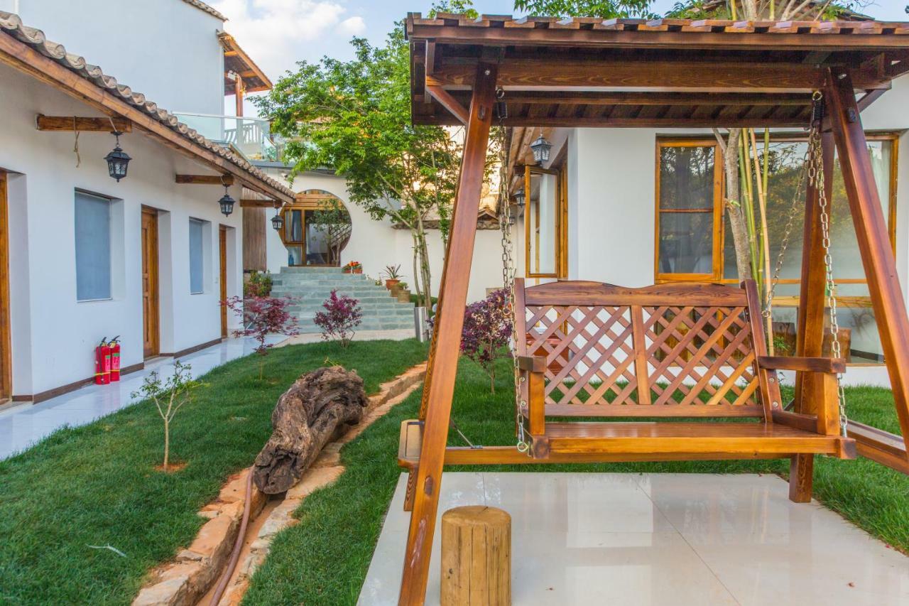 Swallow Nest Guesthouse 昆明 エクステリア 写真
