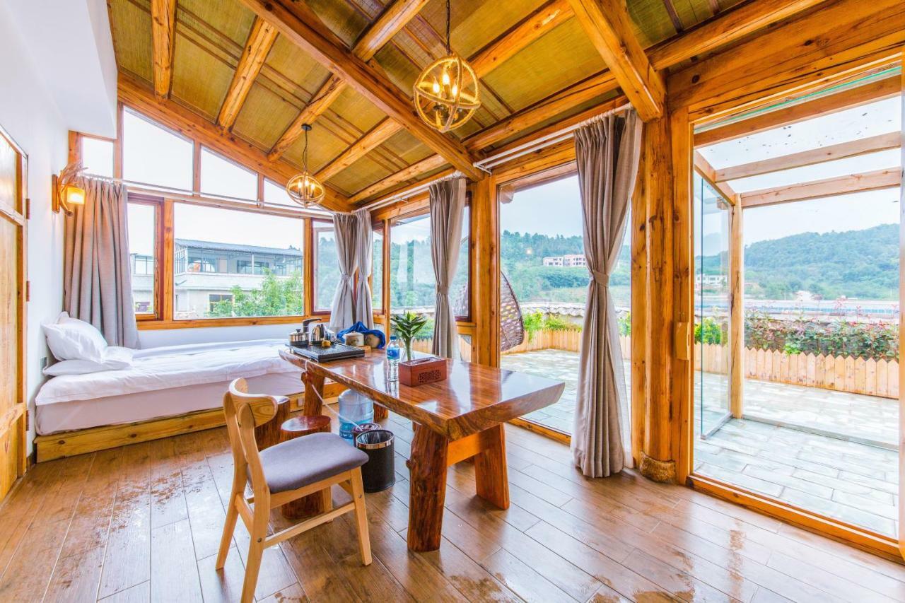 Swallow Nest Guesthouse 昆明 エクステリア 写真